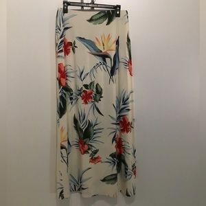 Tommy Bahama skirt, S